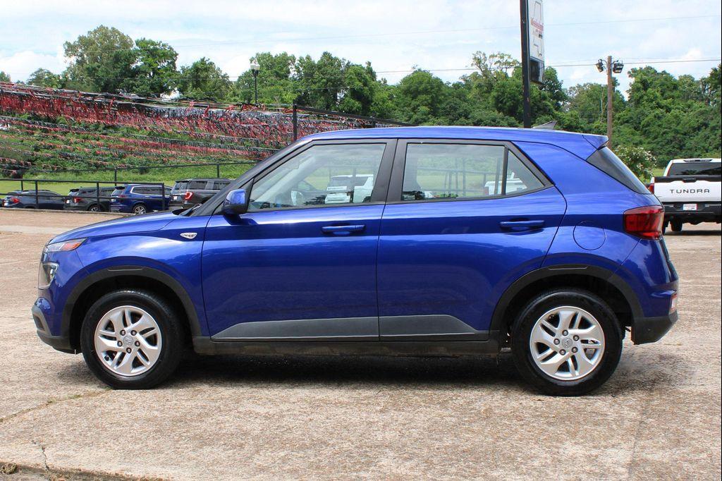 used 2021 Hyundai Venue car, priced at $13,999