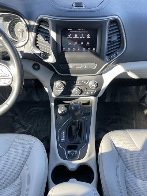 used 2021 Jeep Cherokee car, priced at $18,192