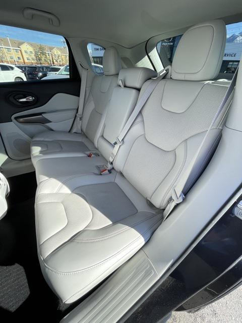 used 2021 Jeep Cherokee car, priced at $18,192