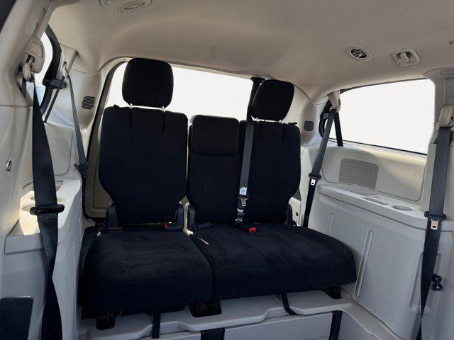 2011 Dark Charcoal Pearl Dodge Grand Caravan