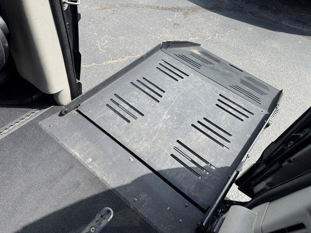 2011 Dark Charcoal Pearl Dodge Grand Caravan