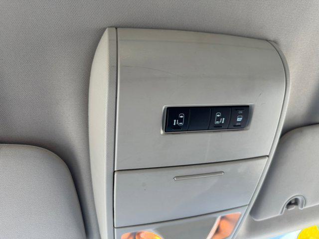 2011 Dark Charcoal Pearl Dodge Grand Caravan