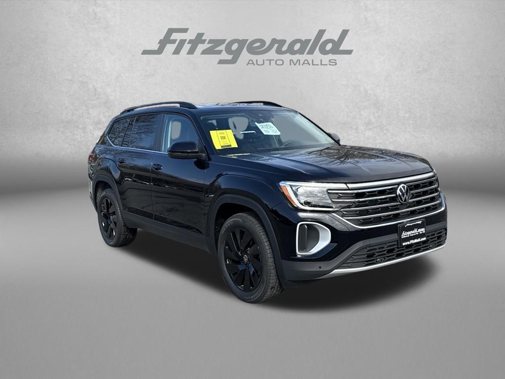 new 2026 Volkswagen Atlas car, priced at $47,290