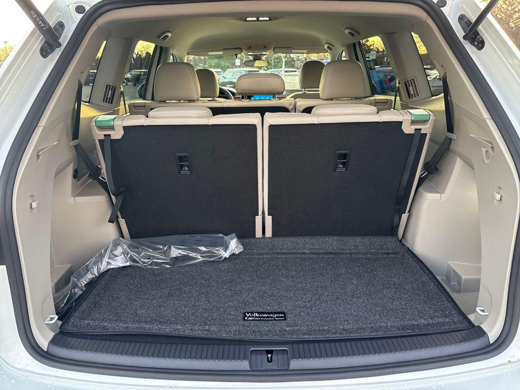 new 2026 Volkswagen Atlas car, priced at $39,312