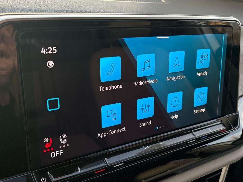 new 2026 Volkswagen Atlas car, priced at $39,312