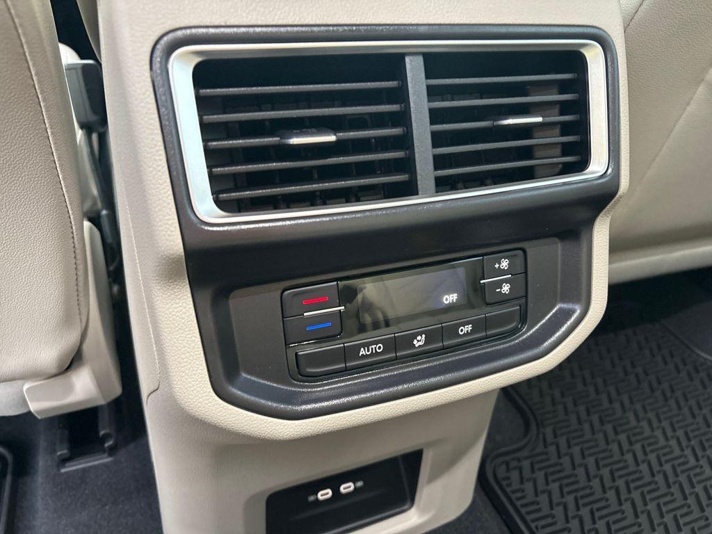 new 2026 Volkswagen Atlas car, priced at $39,312