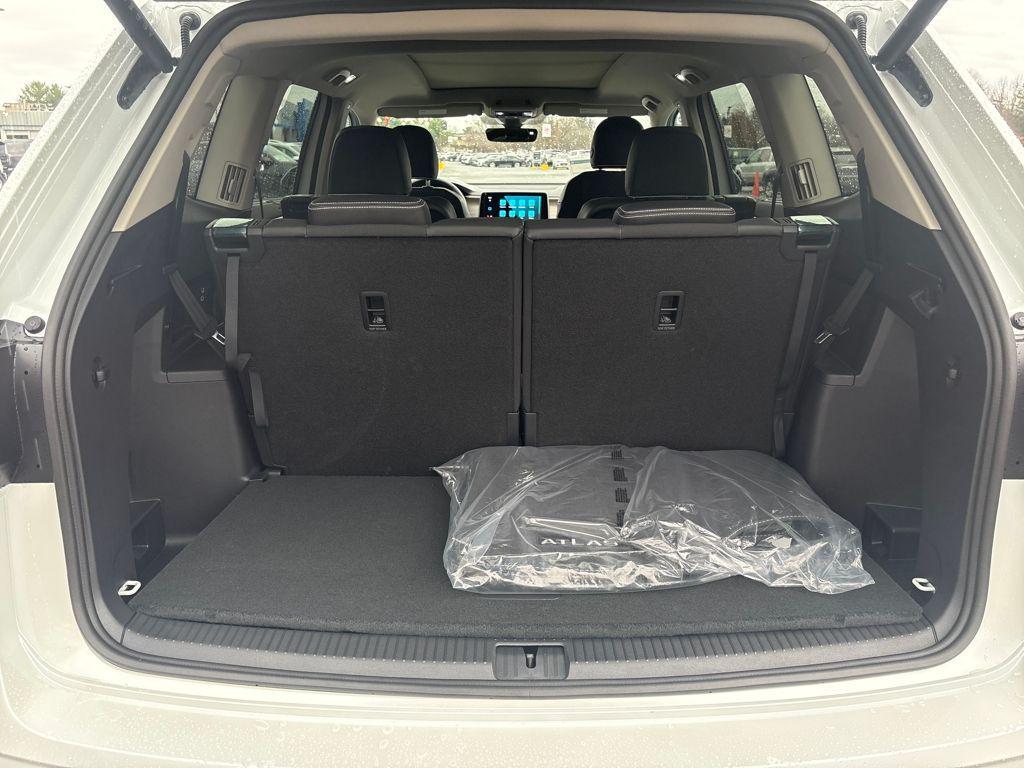 new 2026 Volkswagen Atlas car, priced at $52,822