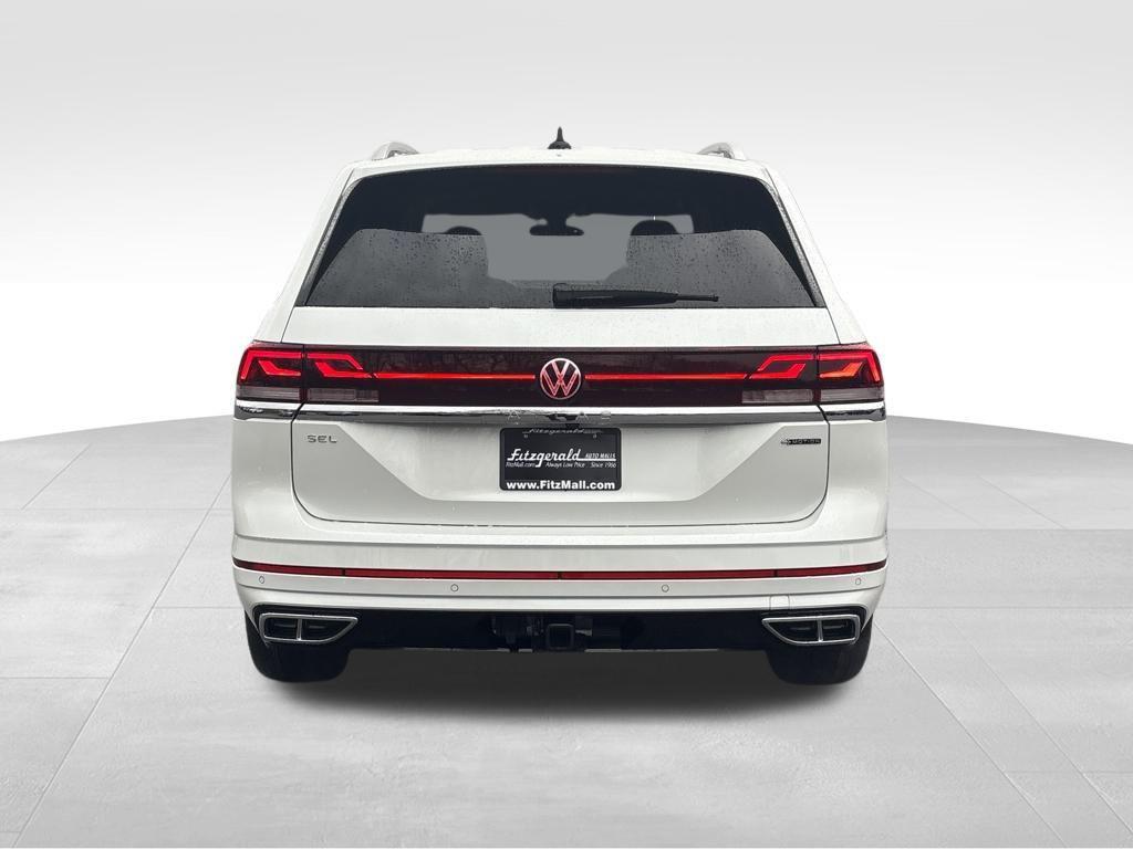 new 2026 Volkswagen Atlas car, priced at $52,822
