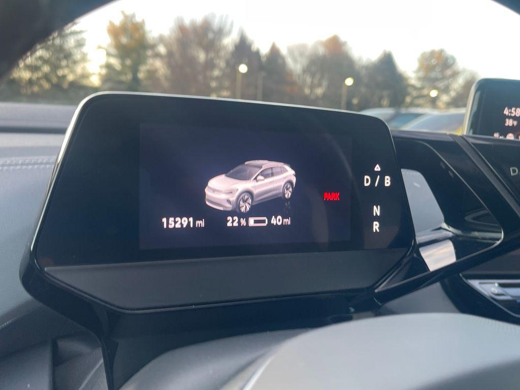 used 2024 Volkswagen ID.4 car, priced at $18,495