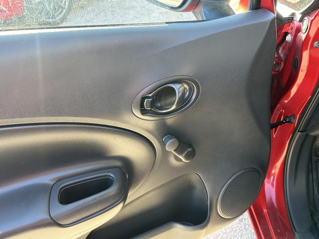 used 2015 Nissan Versa Note car, priced at $5,400