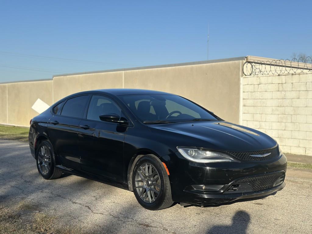 used 2016 Chrysler 200 car, priced at $5,400