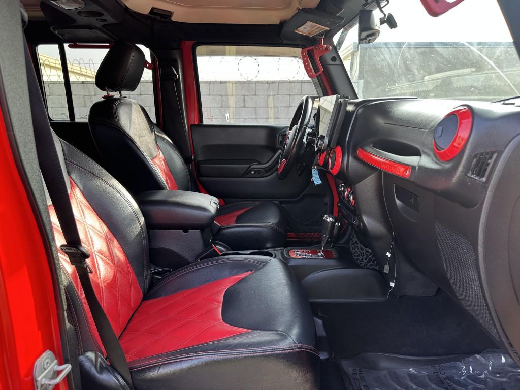 used 2015 Jeep Wrangler Unlimited car, priced at $16,900