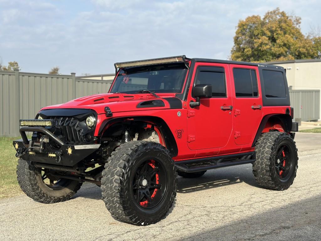 used 2015 Jeep Wrangler Unlimited car, priced at $16,900
