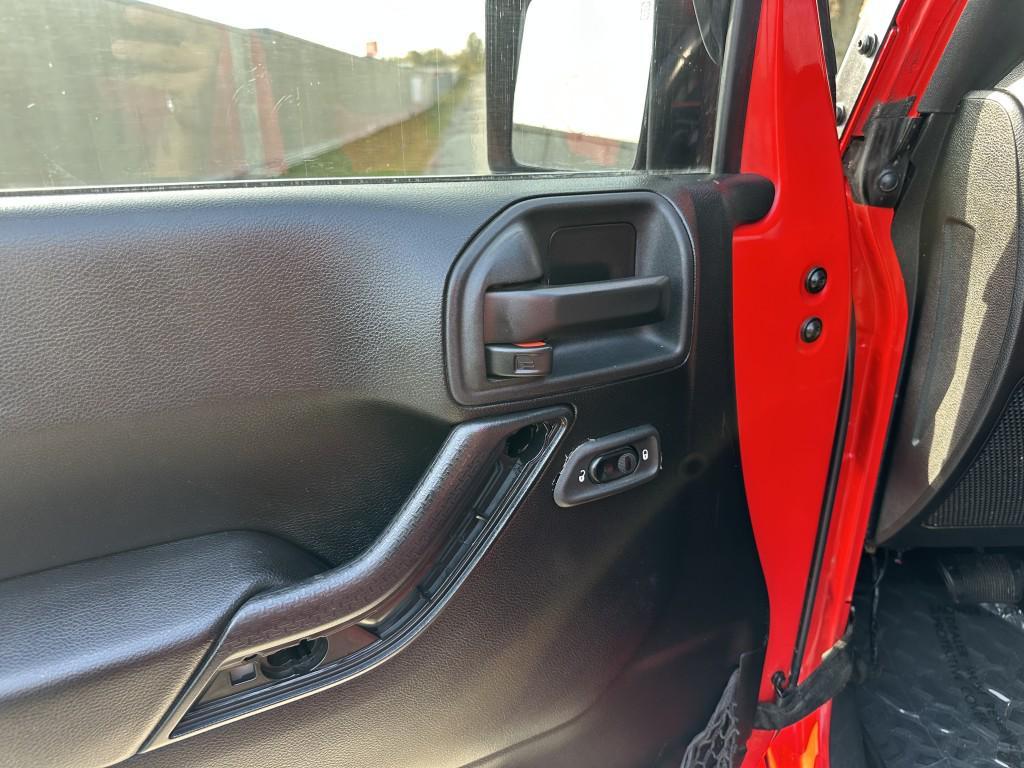 used 2015 Jeep Wrangler Unlimited car, priced at $16,900