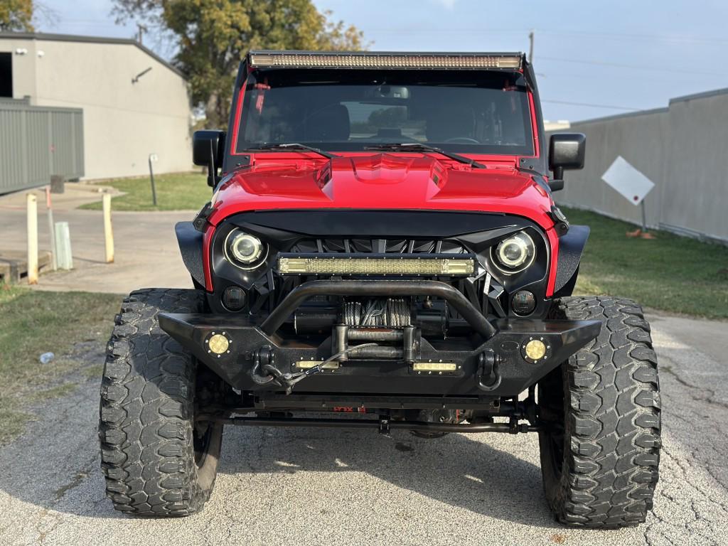 used 2015 Jeep Wrangler Unlimited car, priced at $16,900