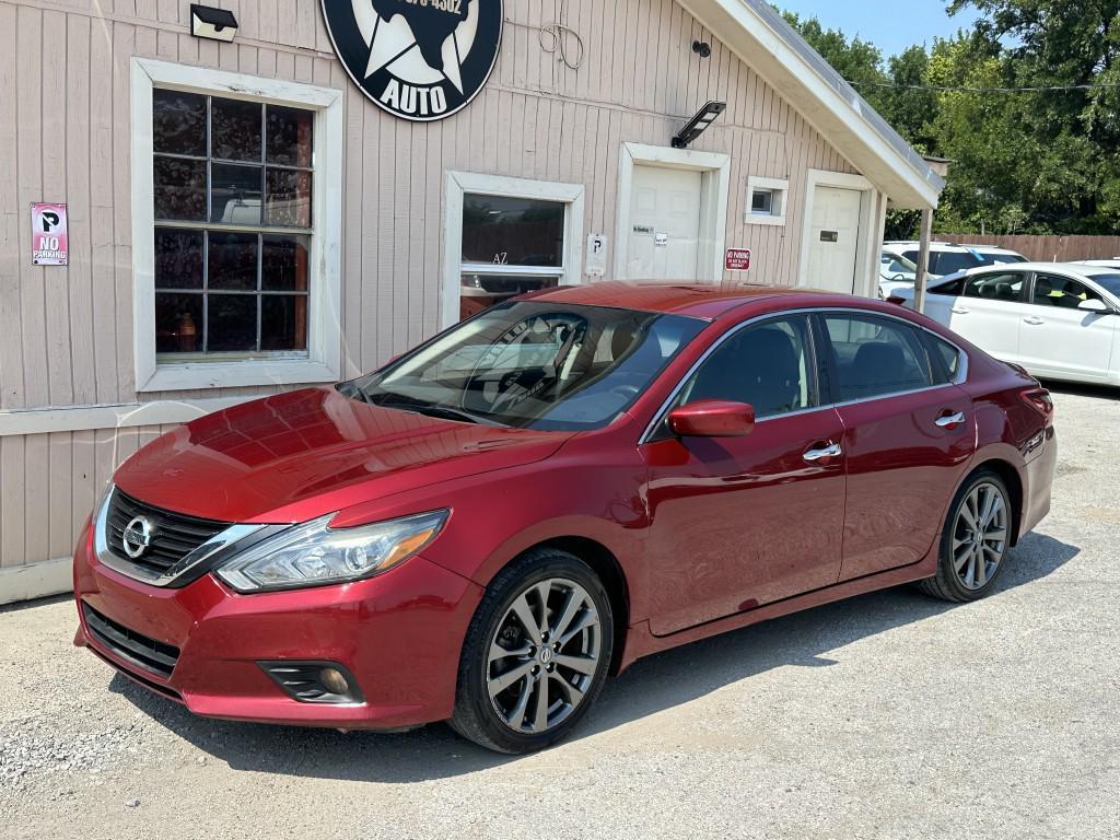 used 2018 Nissan Altima car, priced at $8,900