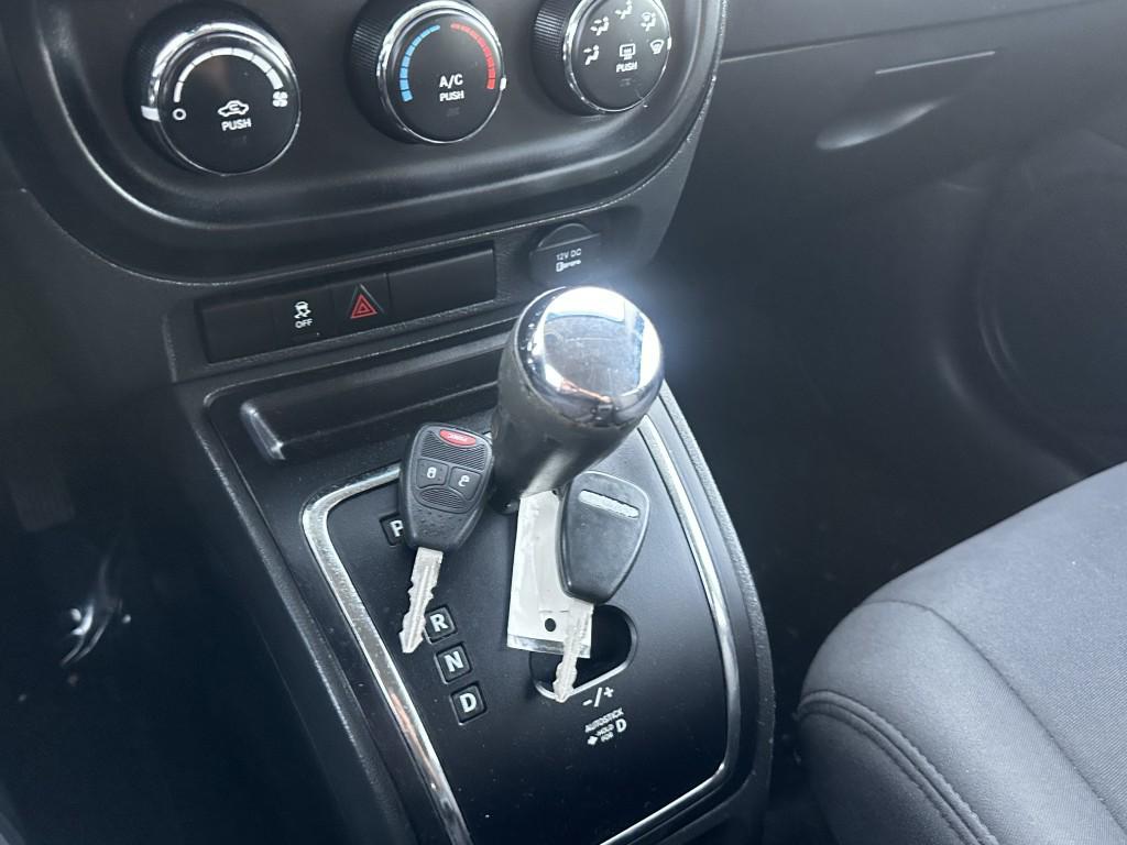 used 2014 Jeep Compass car, priced at $5,900