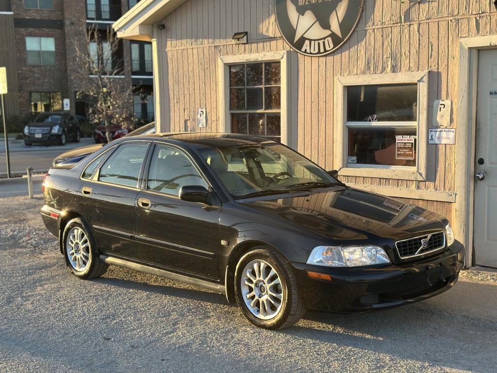used 2004 Volvo S40 car, priced at $4,900