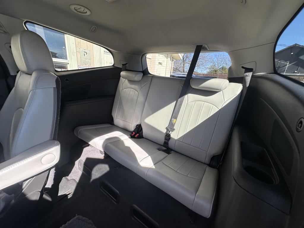 used 2011 Chevrolet Traverse car, priced at $5,400