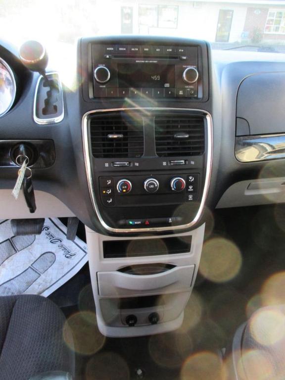 used 2014 Dodge Grand Caravan car, priced at $6,500