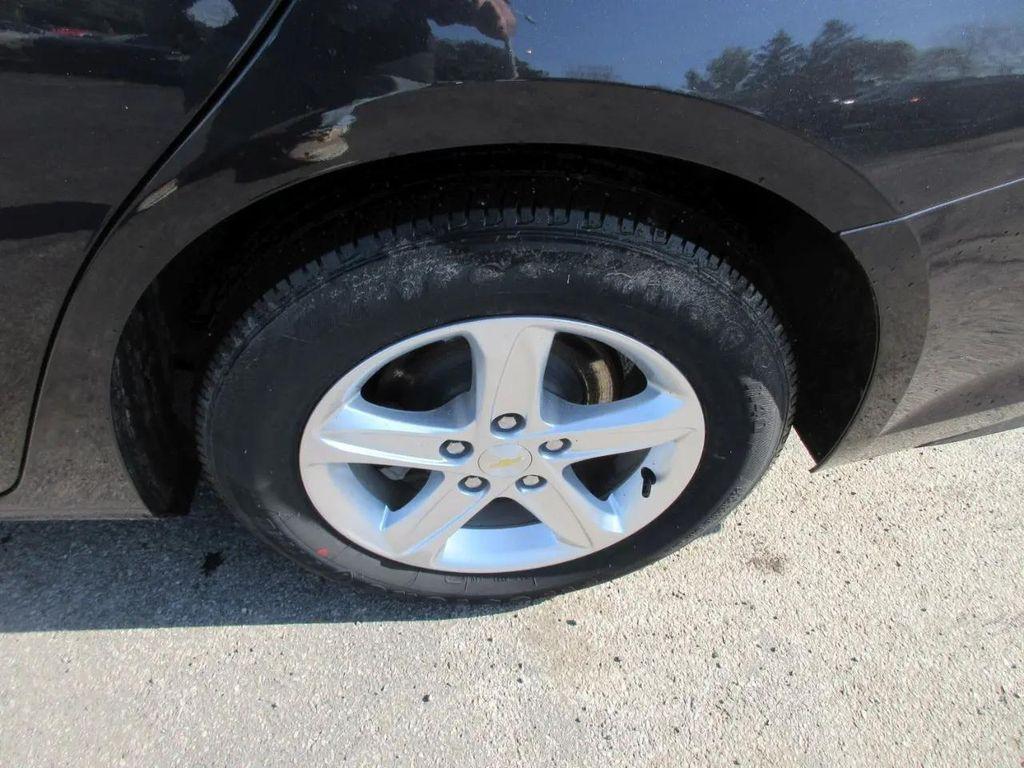 used 2022 Chevrolet Malibu car, priced at $15,995