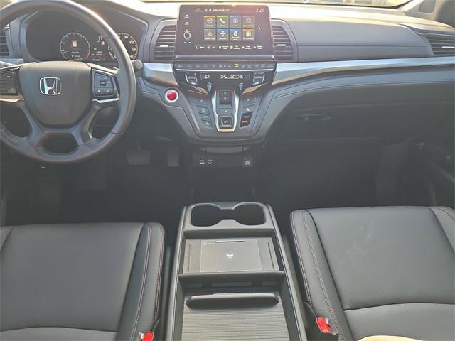 used 2025 Honda Odyssey car, priced at $39,517