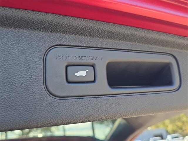 used 2025 Honda Odyssey car, priced at $39,517