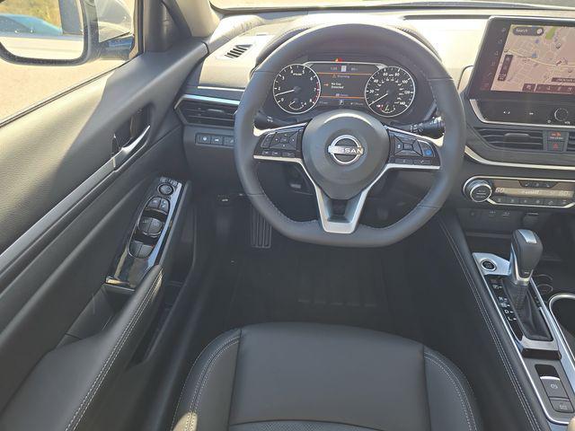 new 2025 Nissan Altima car, priced at $30,440