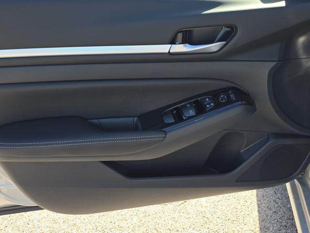 new 2025 Nissan Altima car, priced at $30,440