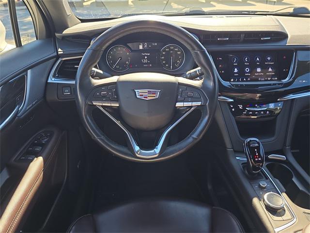 used 2023 Cadillac XT6 car, priced at $36,491