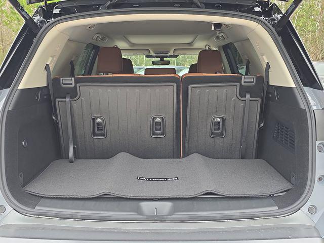 new 2026 Nissan Pathfinder car, priced at $47,971