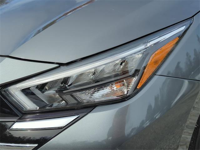 new 2025 Nissan Versa car, priced at $21,224