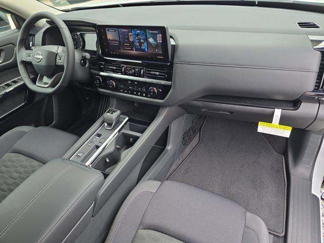 new 2026 Nissan Pathfinder car, priced at $40,069