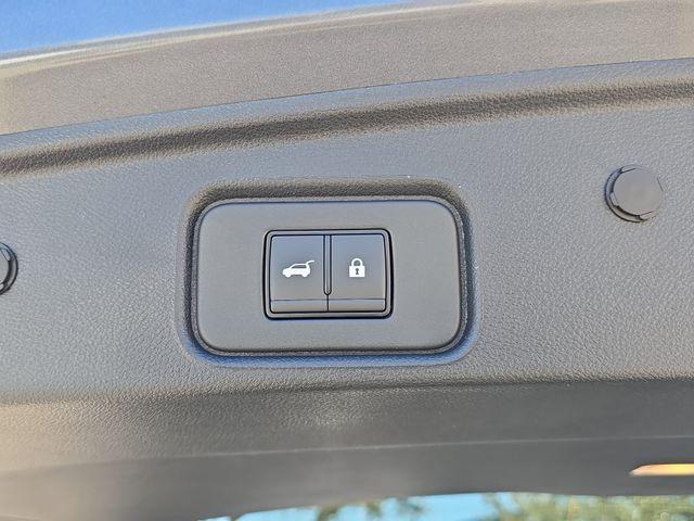 new 2026 Nissan Pathfinder car, priced at $40,224