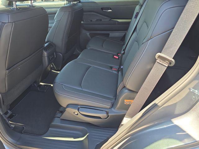 new 2026 Nissan Pathfinder car, priced at $44,809