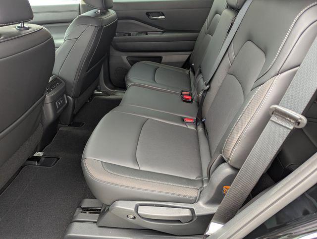 new 2026 Nissan Pathfinder car, priced at $44,859
