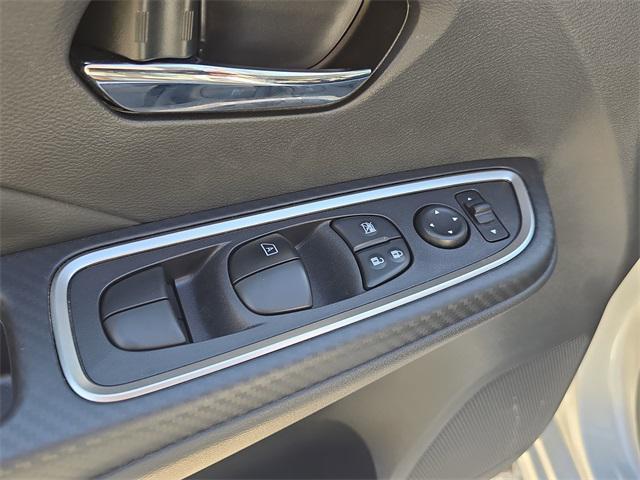 new 2025 Nissan Versa car, priced at $21,885