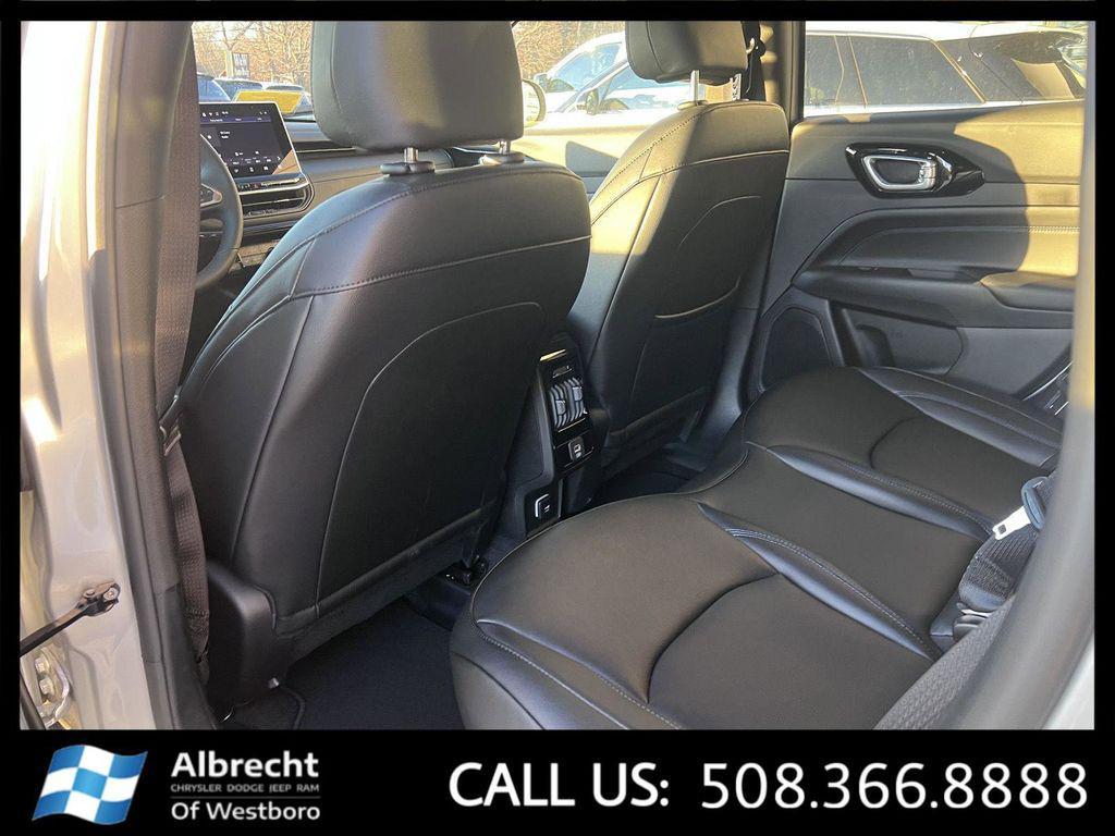 new 2026 Jeep Compass car, priced at $36,108