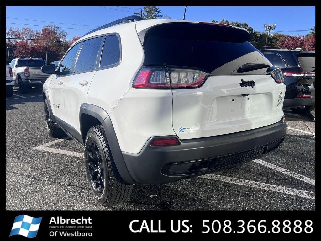 used 2022 Jeep Cherokee car, priced at $22,994