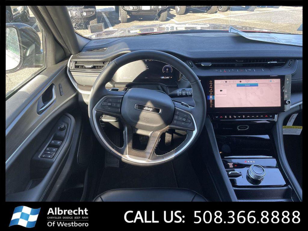 new 2026 Jeep Grand Cherokee car, priced at $44,648