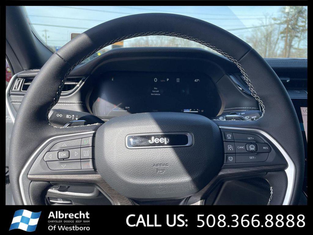 new 2026 Jeep Grand Cherokee car, priced at $44,159
