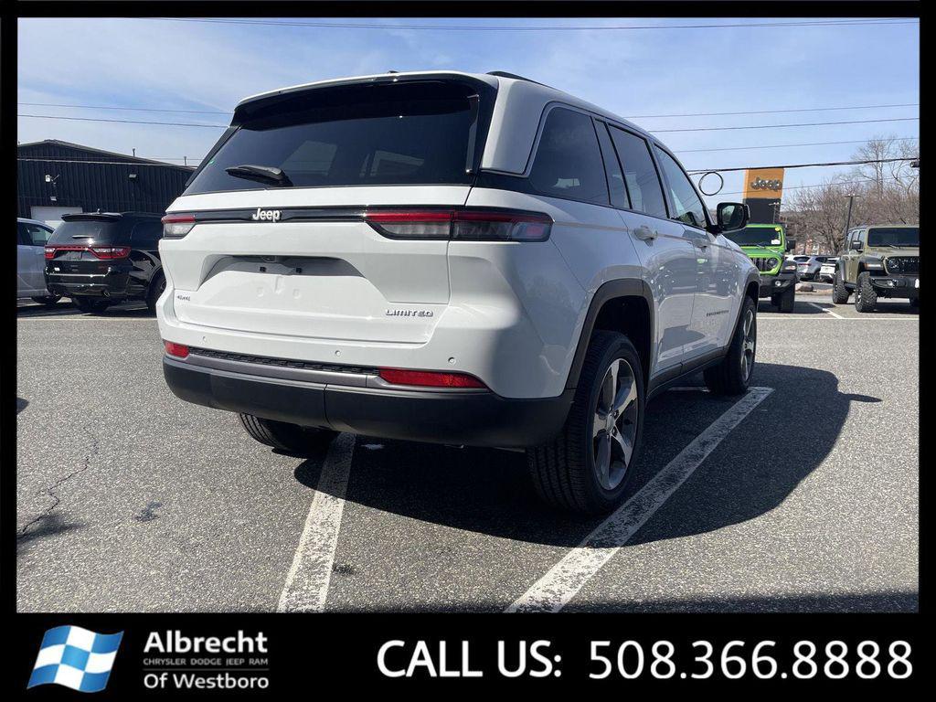 new 2026 Jeep Grand Cherokee car, priced at $44,159