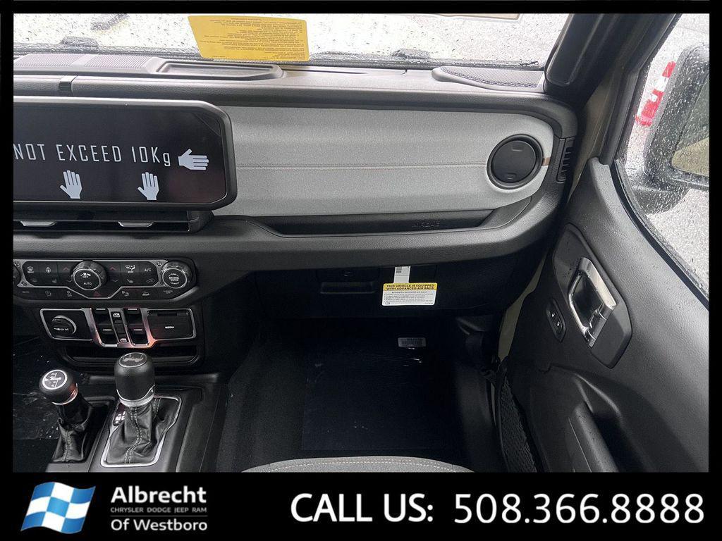 new 2026 Jeep Wrangler car, priced at $48,562