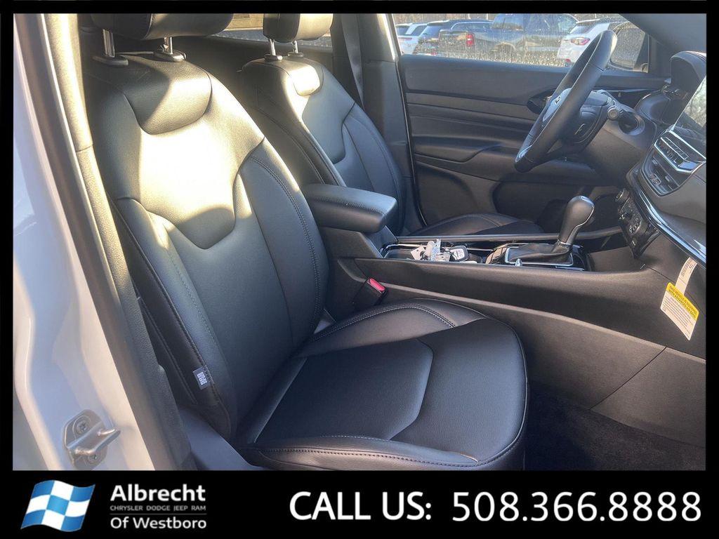 new 2026 Jeep Compass car, priced at $33,352