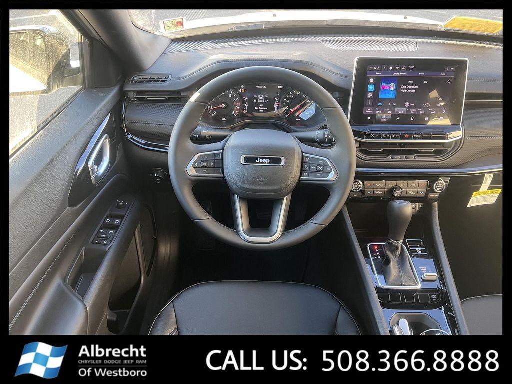 new 2026 Jeep Compass car, priced at $33,352