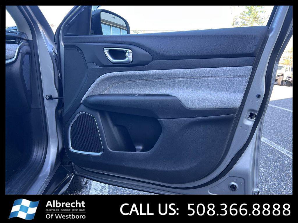 used 2022 Jeep Compass car, priced at $20,544