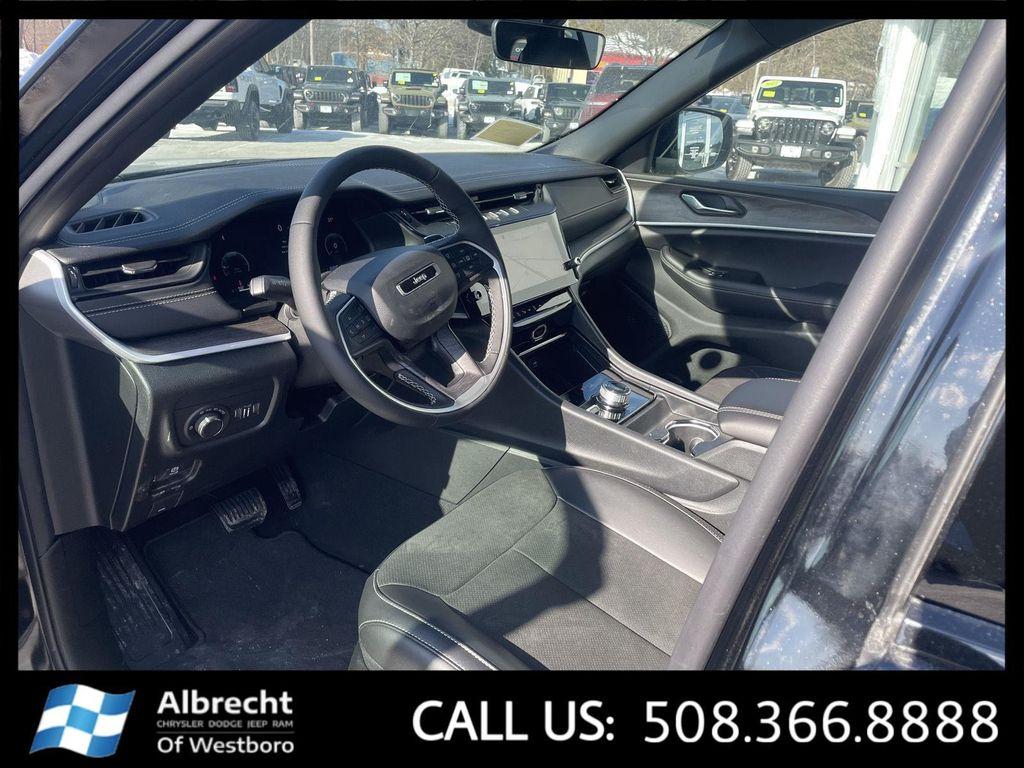 new 2026 Jeep Grand Cherokee car, priced at $49,520