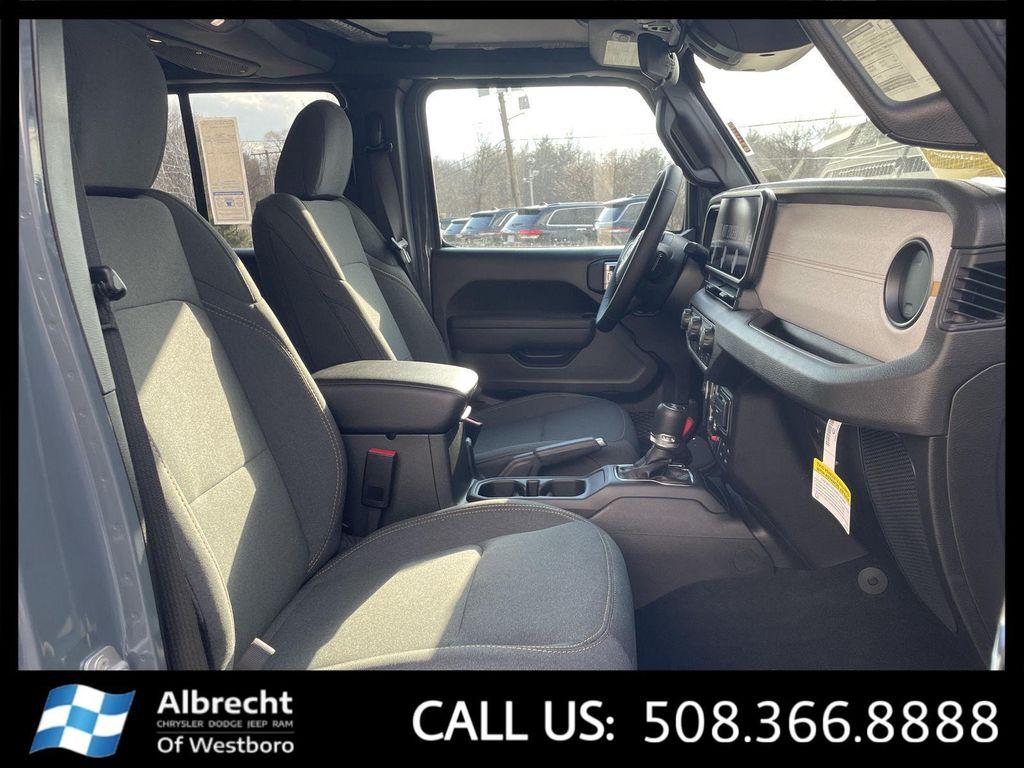 new 2026 Jeep Wrangler car, priced at $48,137