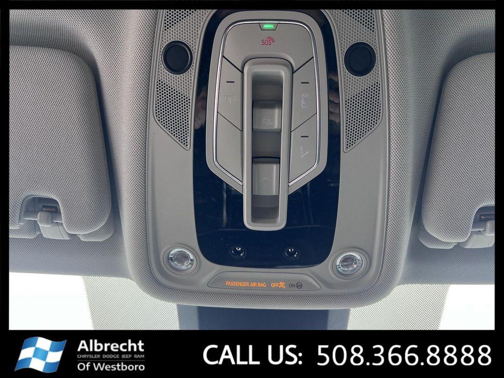 2023 Samurai Gray Metallic Audi Q7