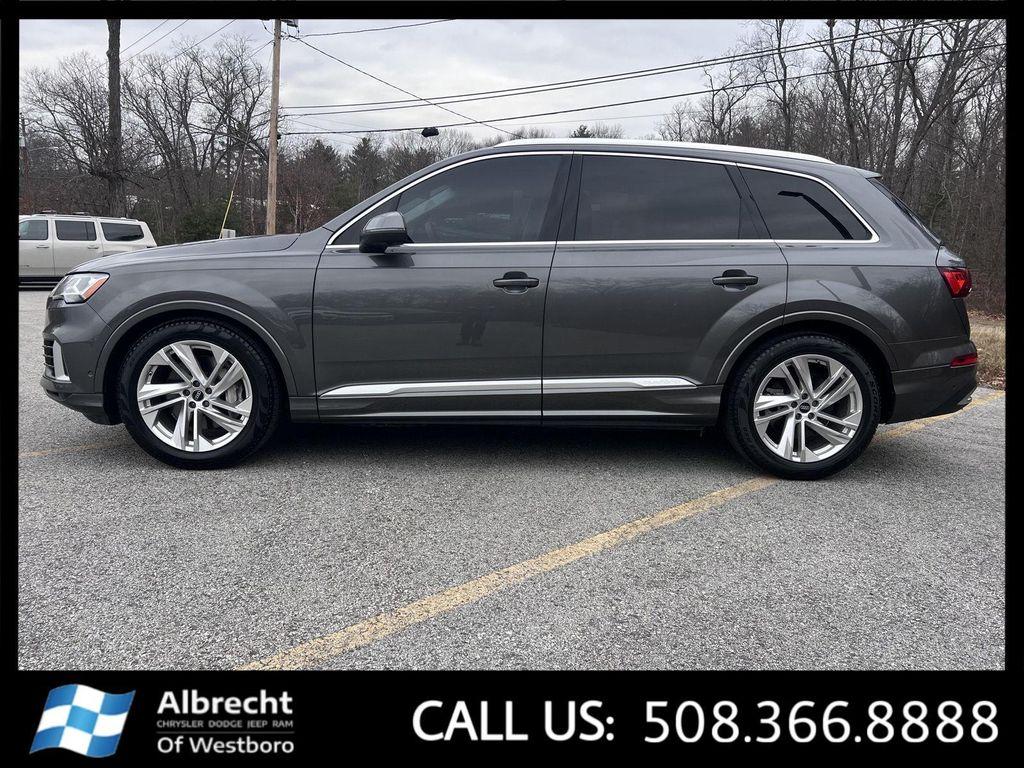 2023 Samurai Gray Metallic Audi Q7